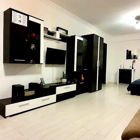 Solid Apartment *