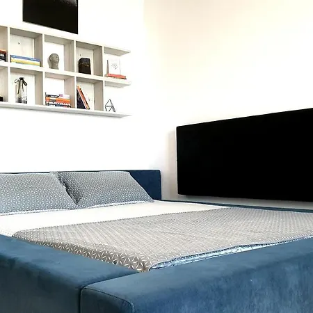Solid Apartment *