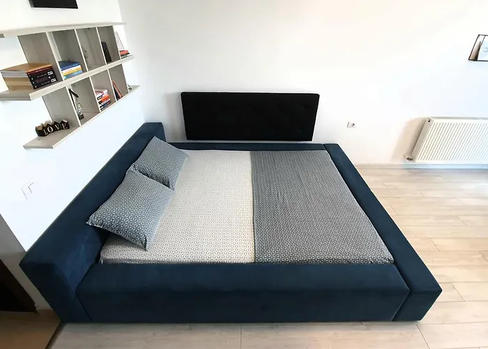 Solid Διαμέρισμα